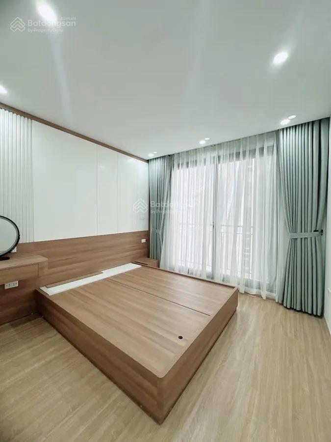 Tôi bán nhà phố lò đúc trần khát chân 61m2 6t thang máy ôtô đỗ cửa kinh doanh gara ôtô sđcc hơn 13t