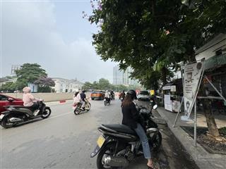 Gia đình bán nhà mặt phố xã đàn  kim hoa 4 tầng lô góc 3 thoáng vỉa hè rộng hơn 13 tỷ