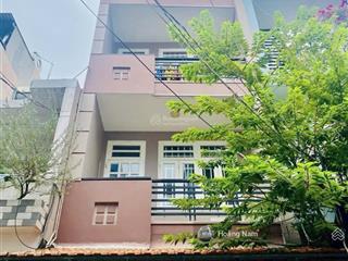 Đang cho thuê 12tr/tháng. nhà 59m2 lê quang định gần dh công nghiệp. xây 3 tầng  bán 2 tỷ 680, shr
