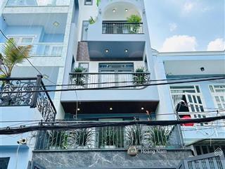 Đẹp và rẻ nhất võ văn tần, q3  chỉ 3 tỷ 050. dt 65m2 xây 1 trệt 4 lầu  có thang máy. sổ đầy đủ