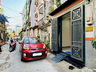 Chỉ 2,1 tỷ cho căn 45m2 đoàn văn bơ xây 3 tầng. hẻm 5m gần nhà thờ xóm chiếu,sổ hồng riêng.