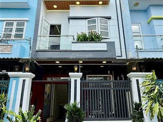 Chủ hạ giá còn đúng 5 tỷ, nhà 85m2 phạm văn hai xây 1 trệt 1 lầu, gần cv hoàng văn thụ, shr
