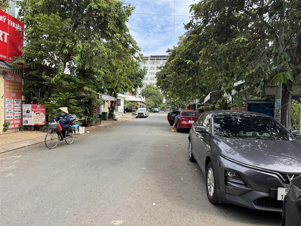 Bán nhà đẹp  đường số 1, phước long b, tp. thủ đức