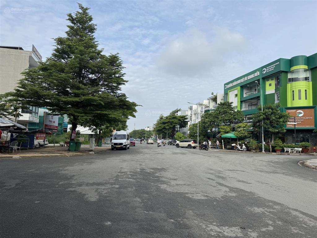 Đất mặt tiền 30m dự án an thiên lý