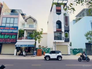 Lô đẹp mặt tiền đường số 4 ( thích quảng đức )  kđt vcn phước long 1  đoạn gần đường số 22