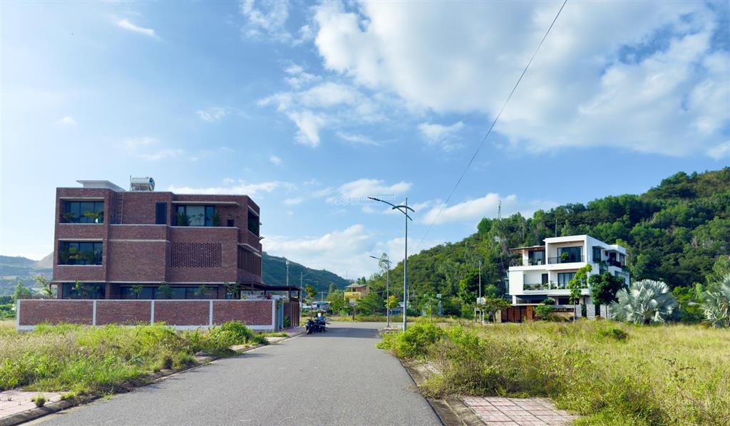 Biệt thự view công viên  khu đô thị ven sông tắc  giá chỉ 30tr/m2