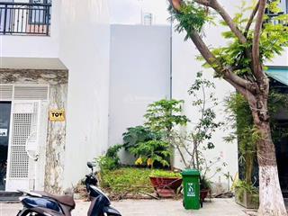 Lô sạch đẹp trục chính đường a3 kđt vcn phước long i chỉ 6,7 tỷ!