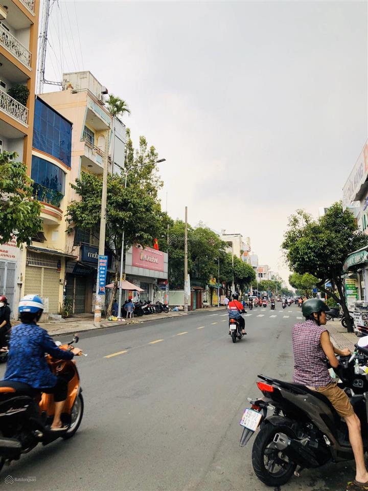 Bán nhà mt đường độc lập, quận tân phú (6x20m vuông) nhà 1 lầu, giá 21.9 tỷ tl