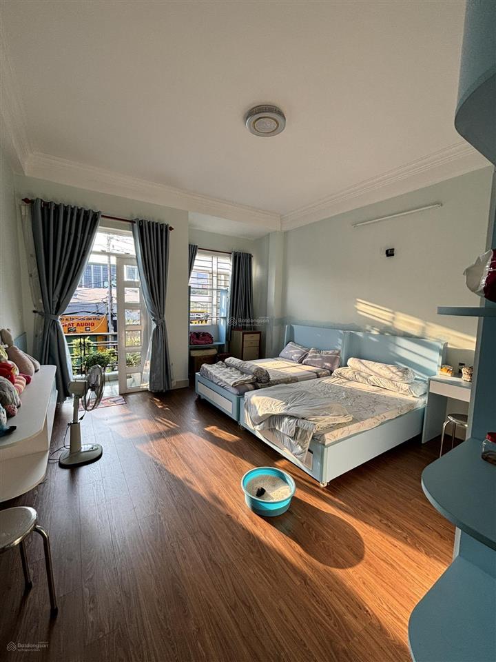 Bán mt đường 414 tân kỳ tân quý (đường 20m) [4,5x16m vuông] nhà 5 tầng mới [đối diện aeon mall]