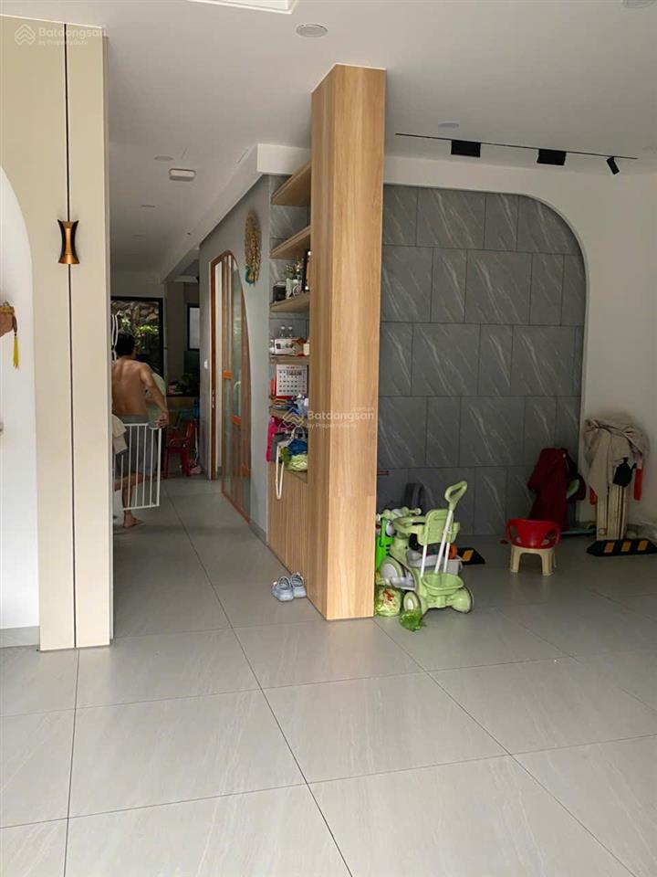 Biệt thự siêu đẹp  đường tân quý  gần aeon mall  căn góc thoáng