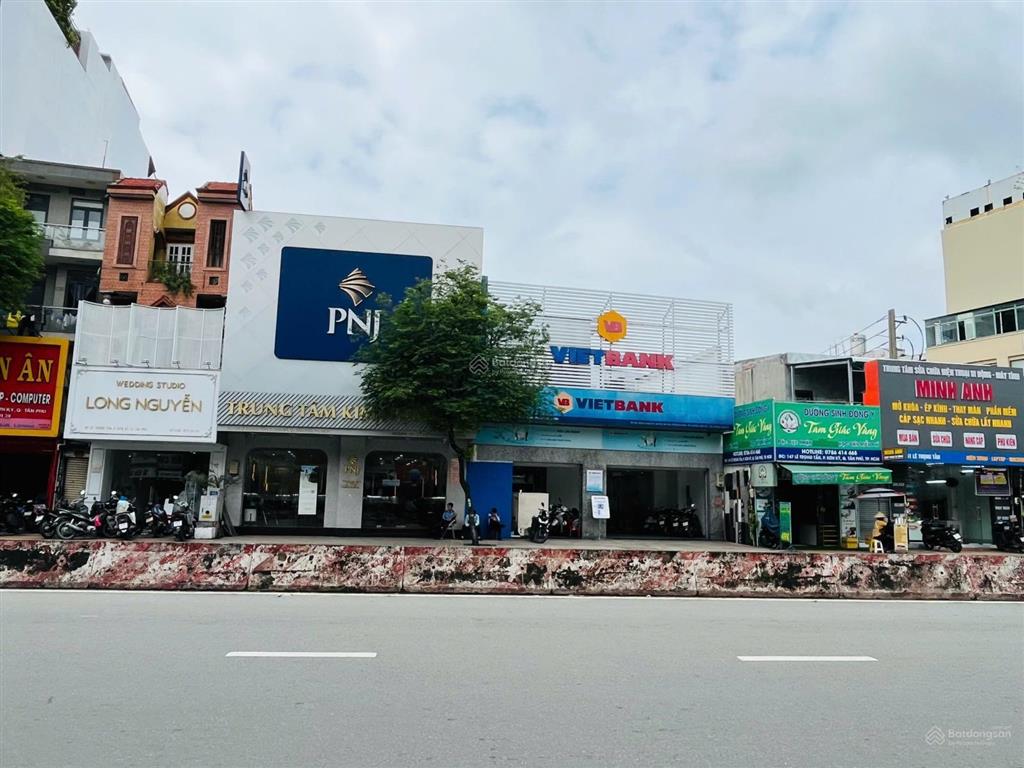 Bán nhà mt đường lê trọng tấn (4x20m vuông) cấp 4, cho thuê 22tr, gần trường đh công thương