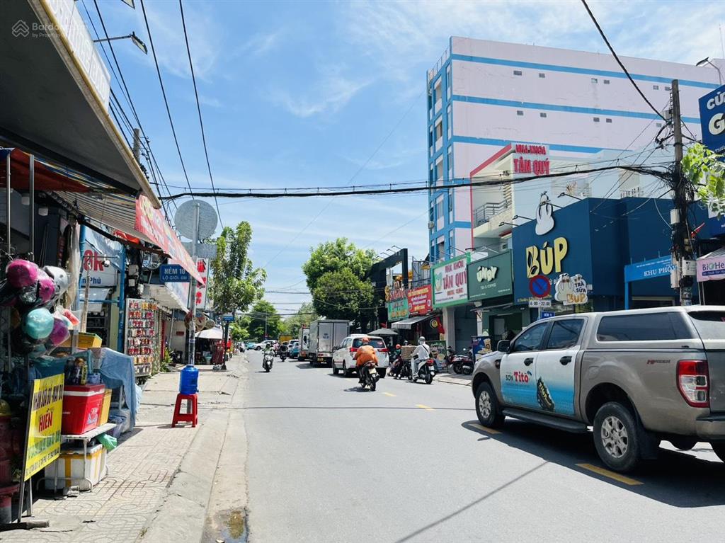Bán nhà mt đường tân quý (5x23m vuông vắn) nhà 1 lầu đúc, không công trụ. giá 17 tỷ tl