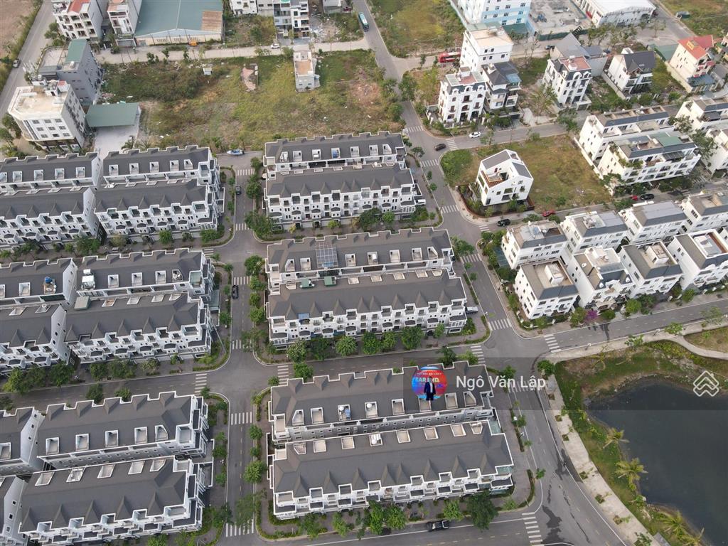 Bán nhà biệt thự grand bay town house, bãi cháy, hạ long, hơn 9ty, 104m2, view đẹp, giá cắt lỗ sâu