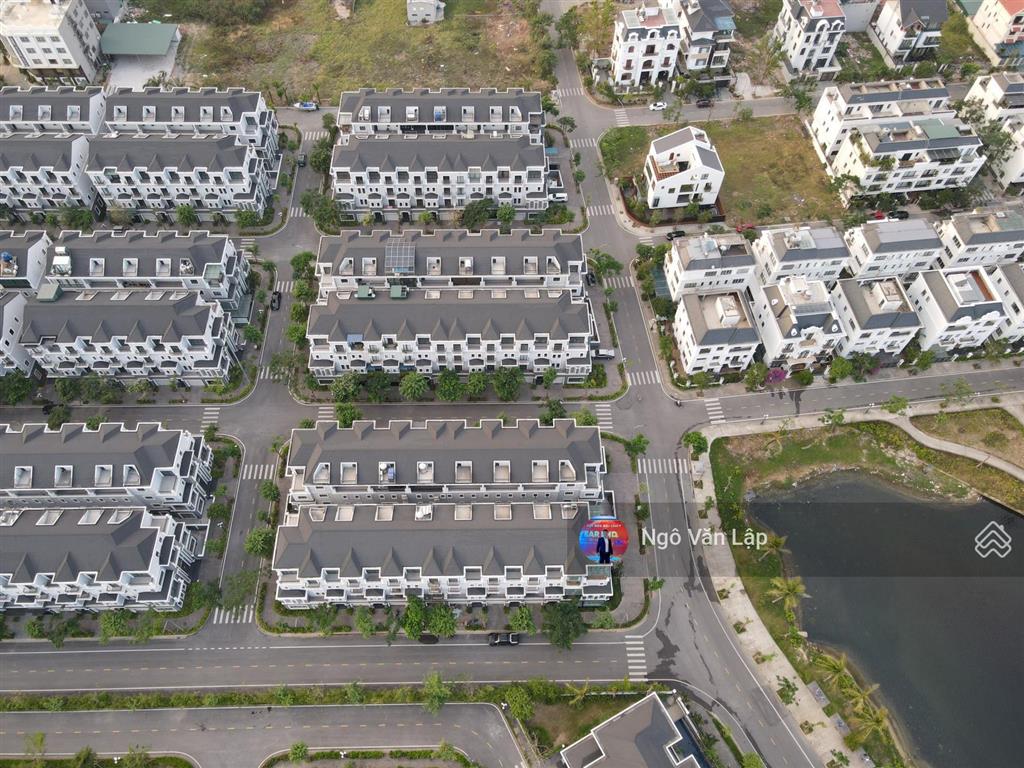 Bán nhà biệt thự grand bay town house, bãi cháy, hạ long, hơn 9ty, 104m2, view đẹp, giá cắt lỗ sâu