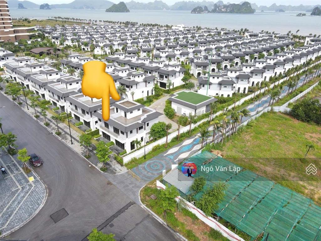Bán gấp biệt thự song lập 120m2 sát biển giá 6,5 tỷ