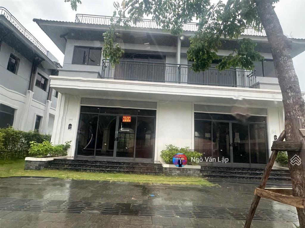 Bán gấp biệt thự song lập 120m2 sát biển giá 6,5 tỷ