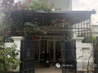 Bán ngay nhà tại vĩnh phú 39 trệt lầu, 3pn  2wc, hoàn công, giá 4,5 tỷ,  0908 002 ***