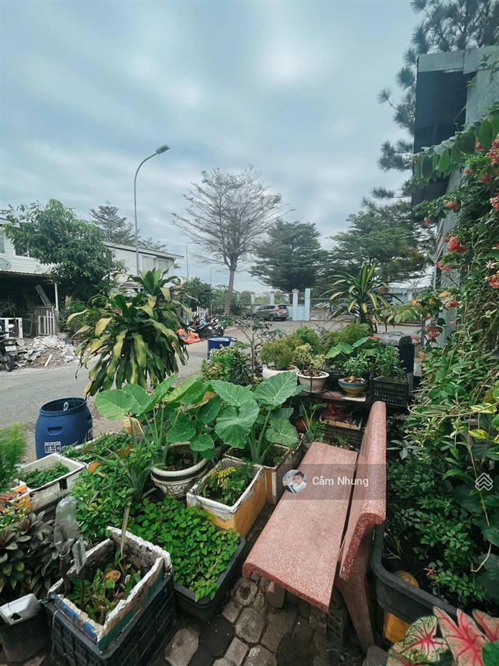 Bán nhà phố mặt tiền kinh doanh tại đường số 3, dt 105m2, gía 5tỷ6, 0908 002 ***