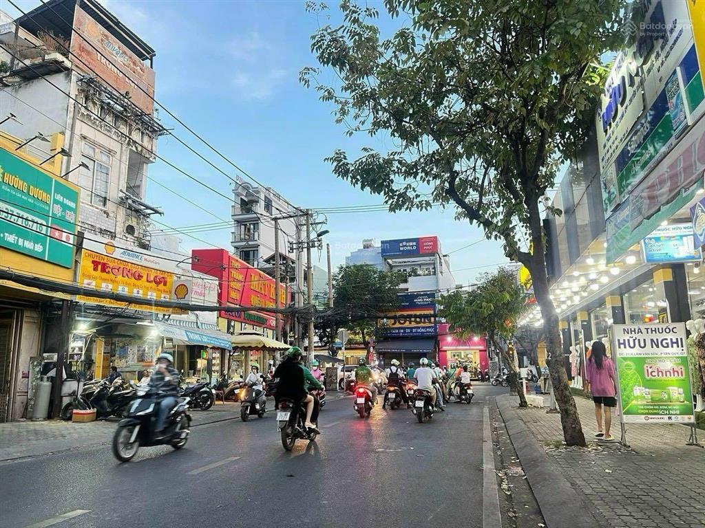 Kèo thơm nhất đường lâm văn bền, q7,đường kinh doanh tốt sổ 228m,giá 150tr/m