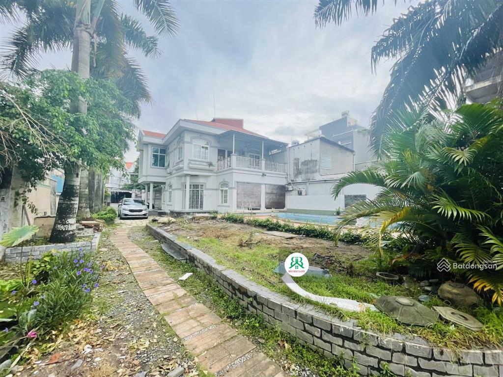 Biệt thự sân vườn view sông 1260m2, ngay tt q7
