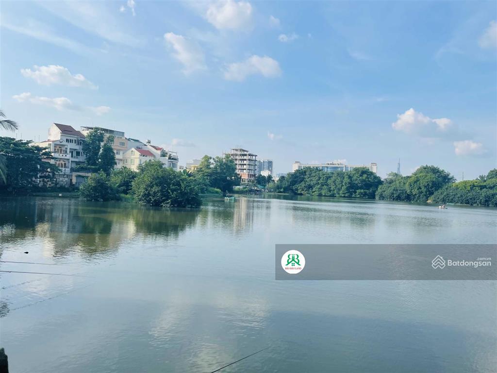 Biệt thự sân vườn view sông 1260m2, ngay tt q7