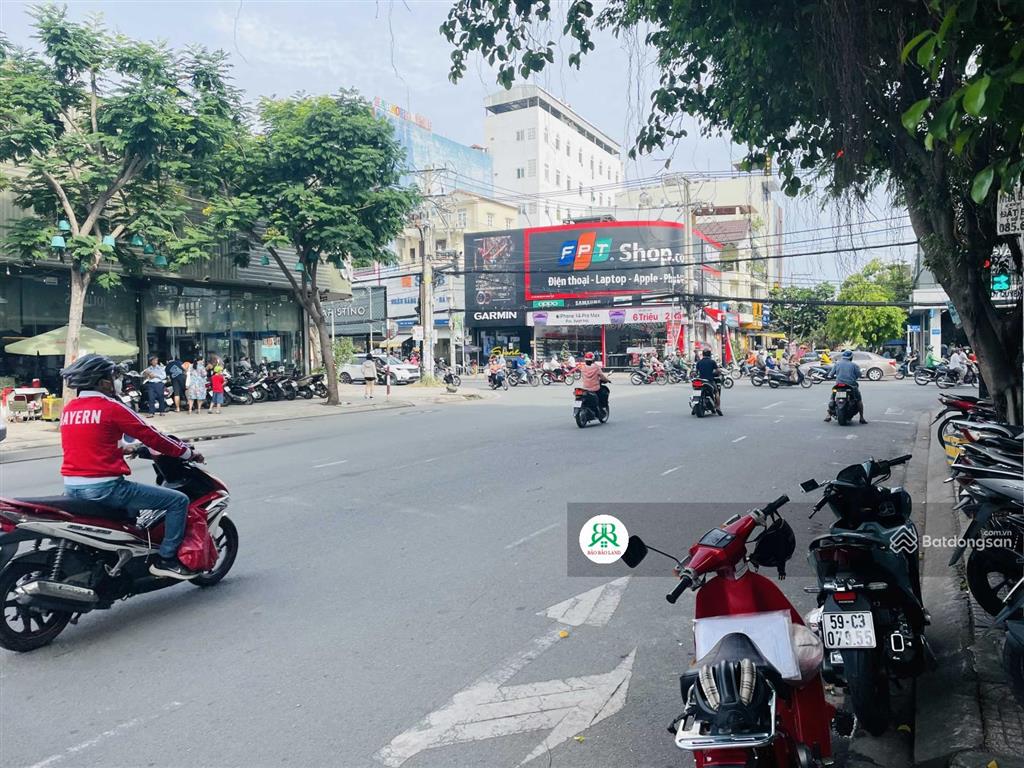 Bán đất góc đường số 65, lớn 25m, giá 29,5 tỷ