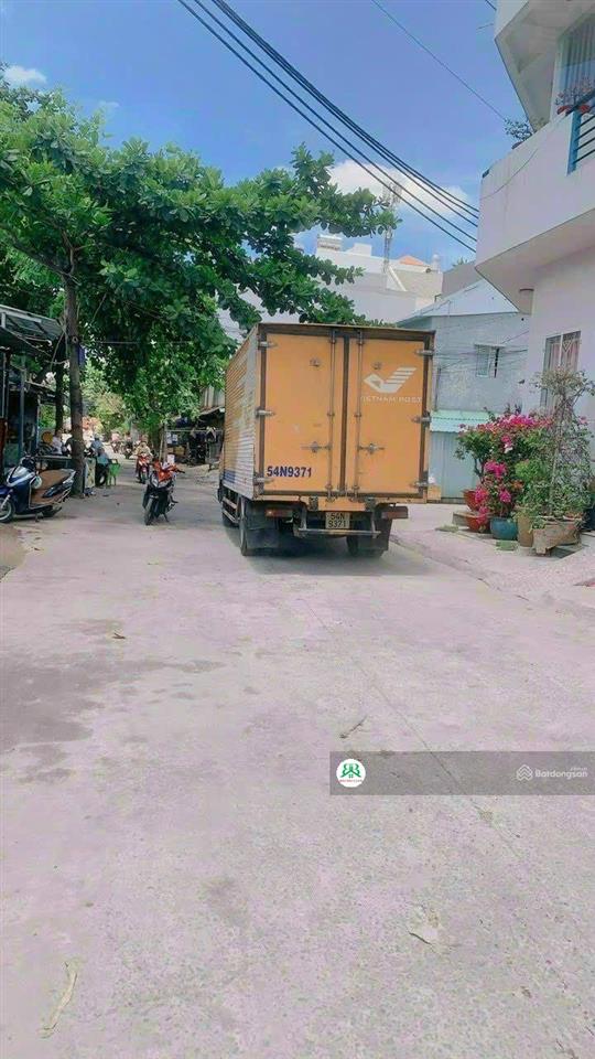 Có phí cho môi giới. thị trấn hậu nghĩa 1tỷ550 tl đường oto 6m gần trường học hậu nghĩa, bệnh viện