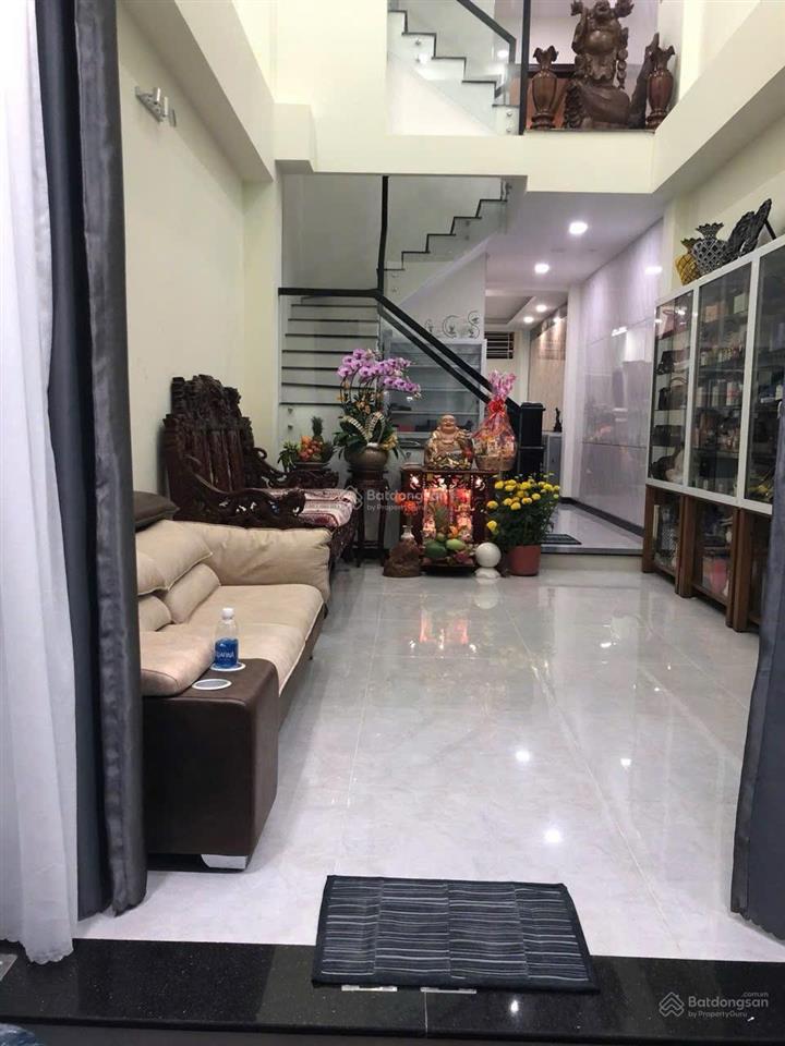 Bán nhà mt huỳnh tấn phát, sát bên phú mỹ hưng, và ủy ban q7 (có thang máy) giá chỉ 14,6 tỷ tl