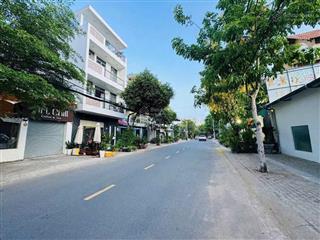 Giá hót..21,8tỷ ngang 8m, bán nhà 4 tầng mt đường số 2 phường tân quy q7,sát bên q4,gần chợ tân quy