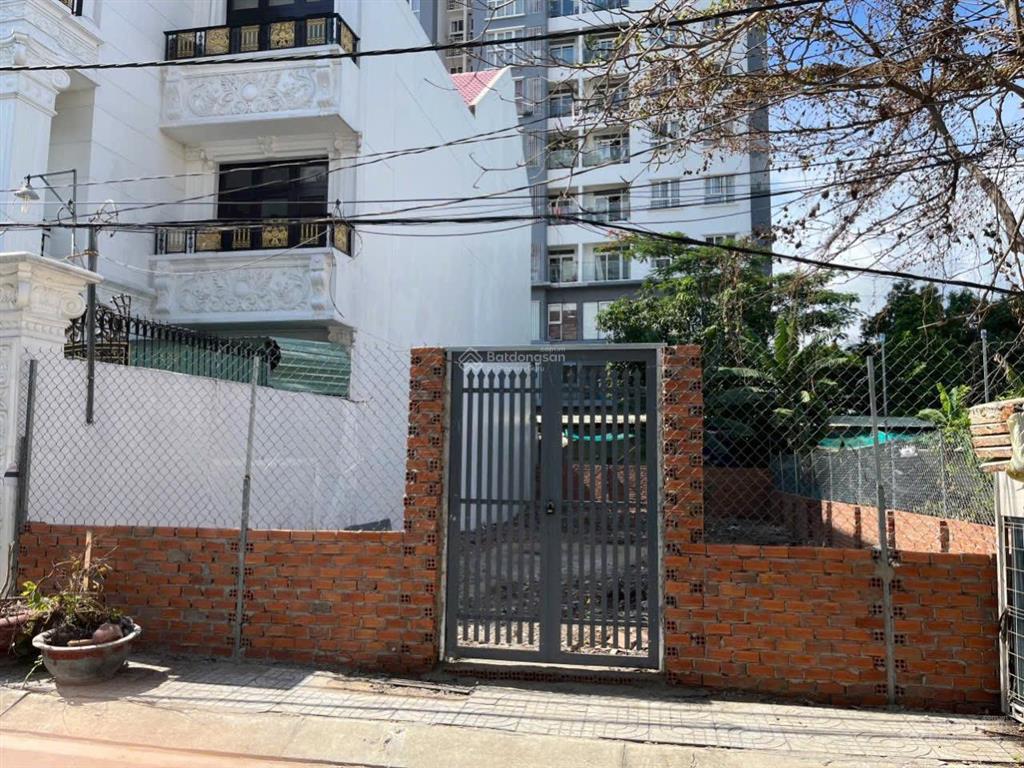Bán đất ngang 9m, sát bên phú mỹ hưng q7, dt 9x24m giá 16,8tỷ