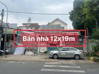 Giá 36 tỷ.. tốt đường kinh doanh kdc tân quy đông,ngang 12x19m