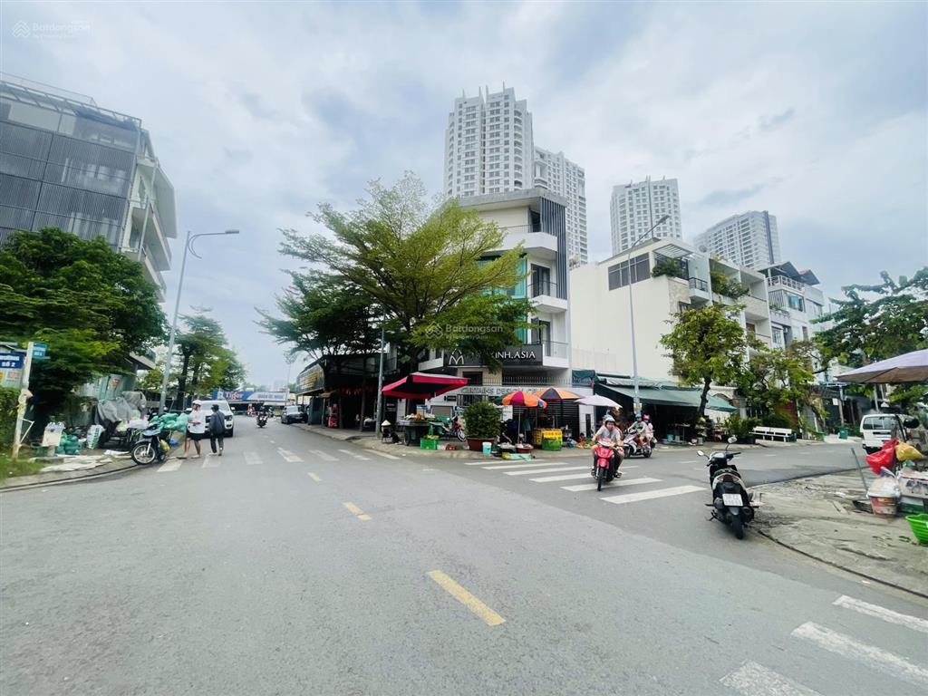 Giá 36 tỷ.. tốt đường kinh doanh kdc tân quy đông,ngang 12x19m