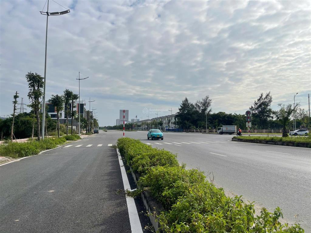 Bán đất tại đường vành đai 3.5, xã vân canh, hoài đức, hà nội, 175 triệu/m2, 52.5 m2  hàng hiếm!