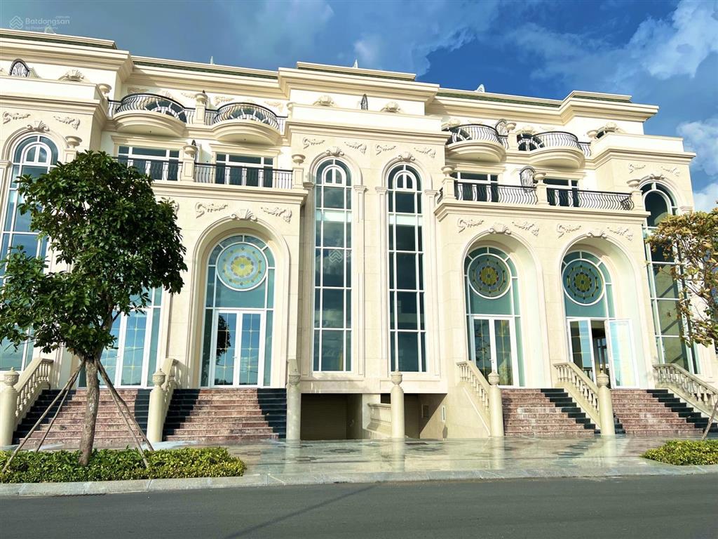 Duy nhất 01 căn biệt thự vạn phúc city, rẻ hơn tận 20 tỷ, mặt tiền đường 25m, hướng sông sài gòn