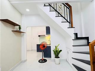 Bán nhà hxh trần quang khải, quận 1, 45m2 cn tt 4,3 tỷ.  0907 416 *** chính chủ