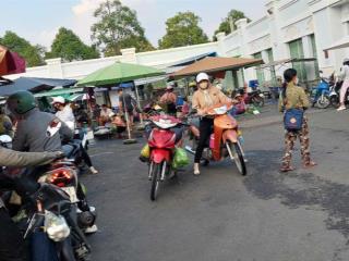 Nền đường cổng chợ kcn bình minh, đã có móng 1 trệt 2 lầu giá 1 tỷ 250