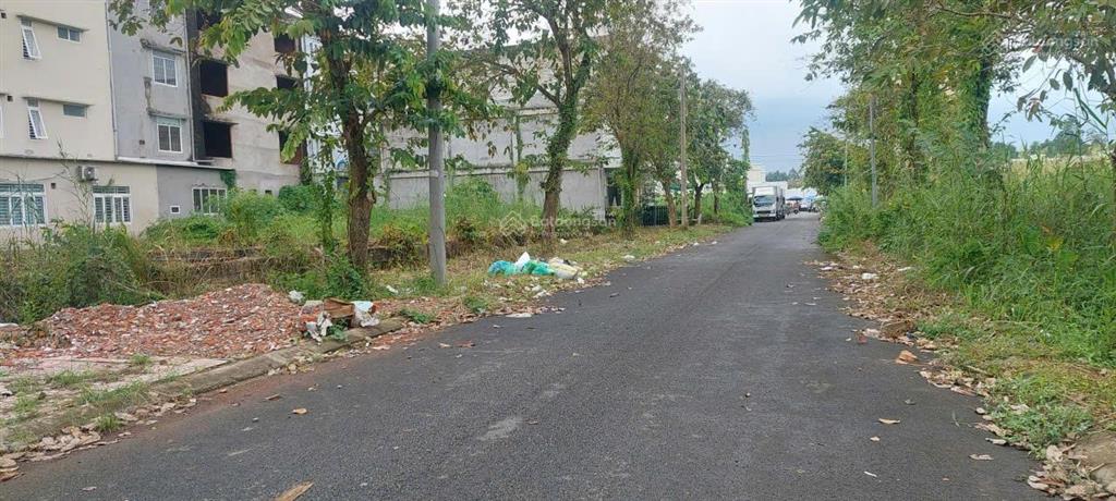 Nền 95m2 đường cổng chợ kcn bình minh lộ giới 14m, giá 1 tỷ 179