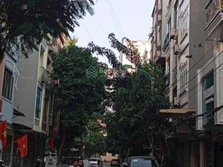 Chính chủ bán 40m2 mặt đường phú diễn đối diện cổng trường tài nguyên và môi trường, giá hơn 12 tỷ