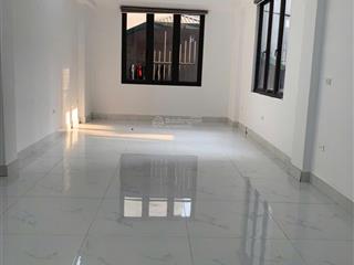 Bán nhà 5 tầng phương canh gần trường fpt ô tô đỗ cổng, giá hơn 6 tỷ