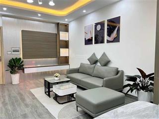 Bán căn tập thể tầng thấp hoàng quốc việt 70m2, 2 ngủ, full nội thất chỉ 3,9 tỷ