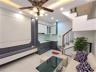 Bán nhà sổ riêng phố trung phụng 23m x5 tầng 3 ngủ, 2 thoáng, full nội thất ở ngay 4,7 tỷ