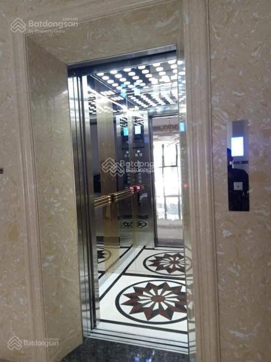 Bán nhà nguyễn văn huyên nghĩa đô, siêu đẹp. phân lô ô tô tránh vỉa hè. dt 75m2x5t, 2 mặt đường.