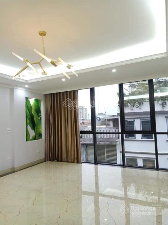 Bán nhà nguyễn văn huyên nghĩa đô, siêu đẹp. phân lô ô tô tránh vỉa hè. dt 75m2x5t, 2 mặt đường.