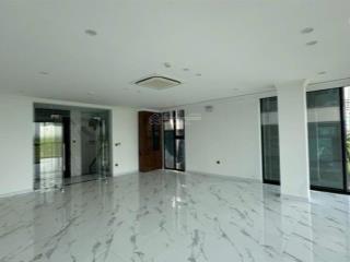 Mặt phố yên phụ sát hồ tây, quy hoạch ổn. dt88m2x7t thang máy, thông sàn. mặt tiền 6m. giá 37.5 tỷ