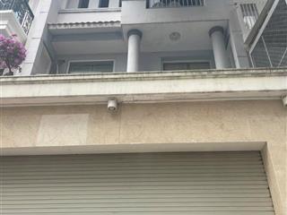 Bán nhà 1t2l mặt tiền đường d2  tnpa q9 cũ. dt 110m2