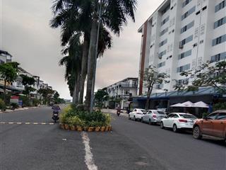 Cho thuê nhà phố 3 tầng trục chính 6tr có 2 máy lạnh