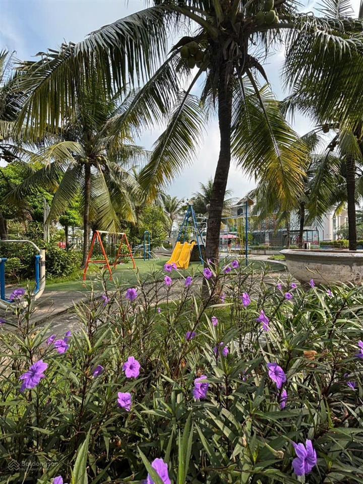 Cần bán căn hộ phúc an city vị trí góc khu a giá 345tr