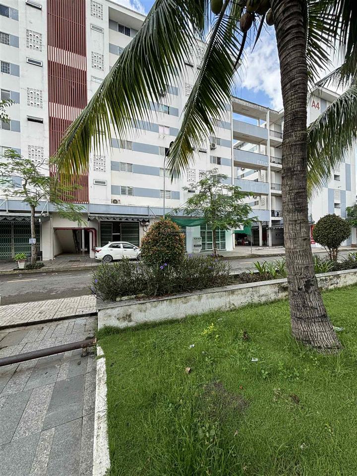 Cần bán căn hộ phúc an city vị trí góc khu a giá 345tr