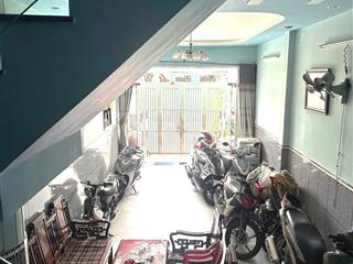 Bán nhà mặt tiền đường cách mạng quận tân phú.dt4x17m.giá 10 tỷ