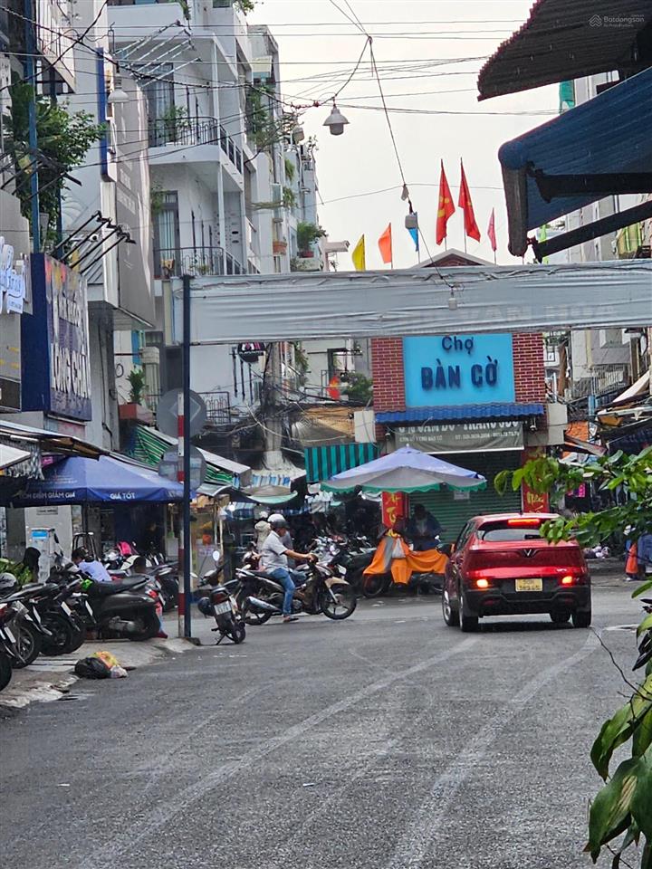 Bán nhà mặt phố nguyễn đình chiểu, 5,5 tỷ, 20m2, nhà ngay trung tâm quận 3. hot! hot!hot!